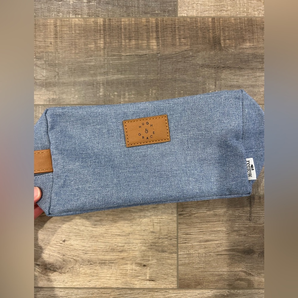 Hugh & Grace Dopp toiletry bag NWT